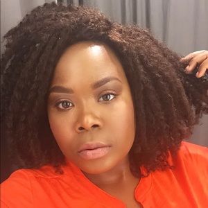 Meet your Posher, Miakko